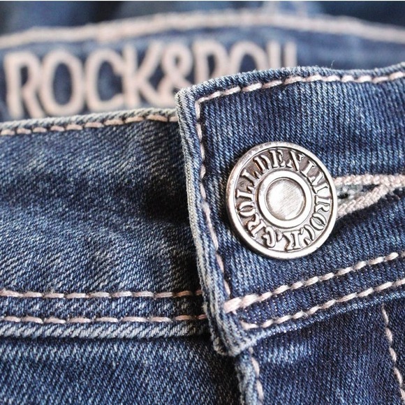 ROCK AND ROLL Cowgirl Rival Low Rise Jeans Women's Size 31 = 12 - Picture 4 of 12